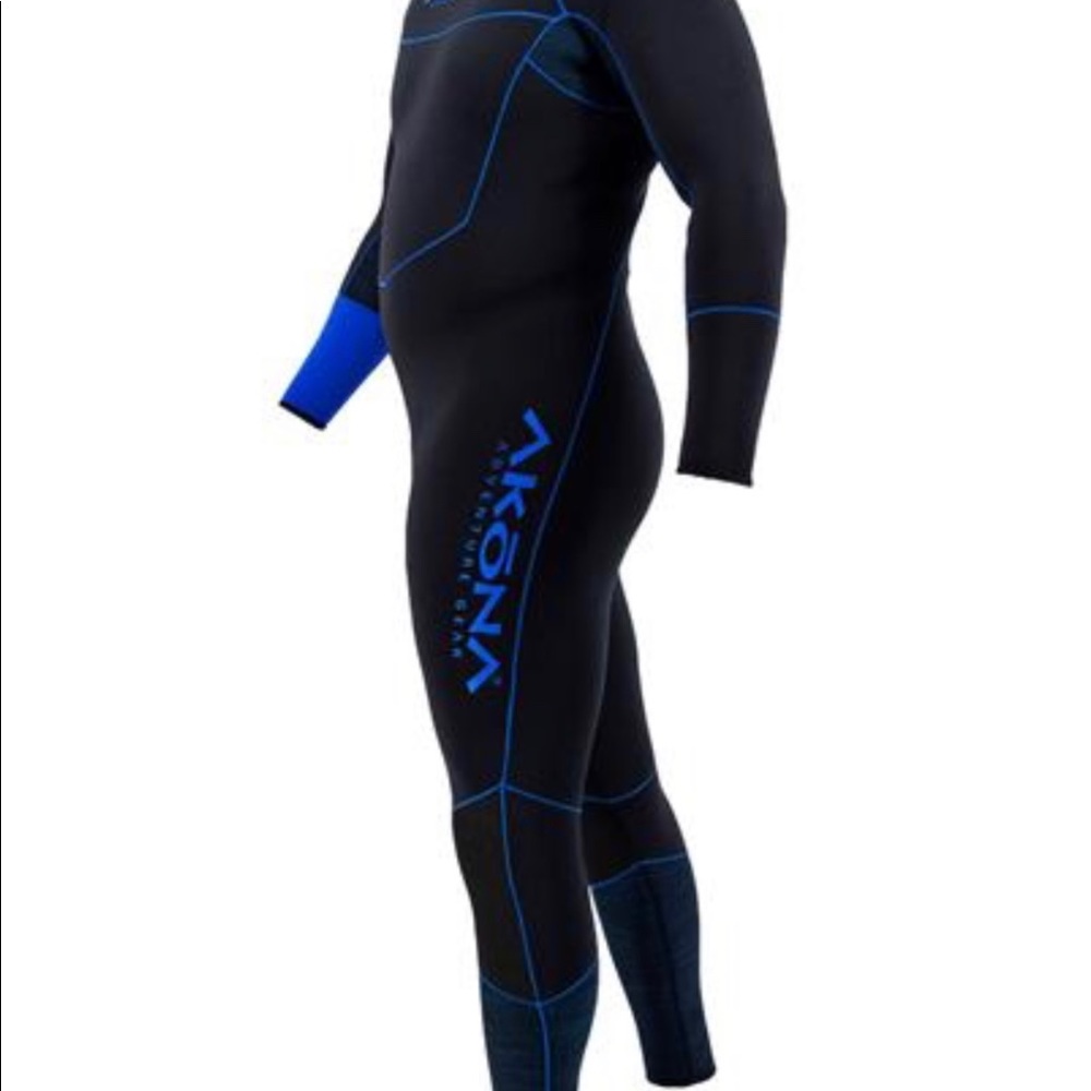 Mens Akona 3mm Quantum Stretch Wetsuit, Size Small Gem